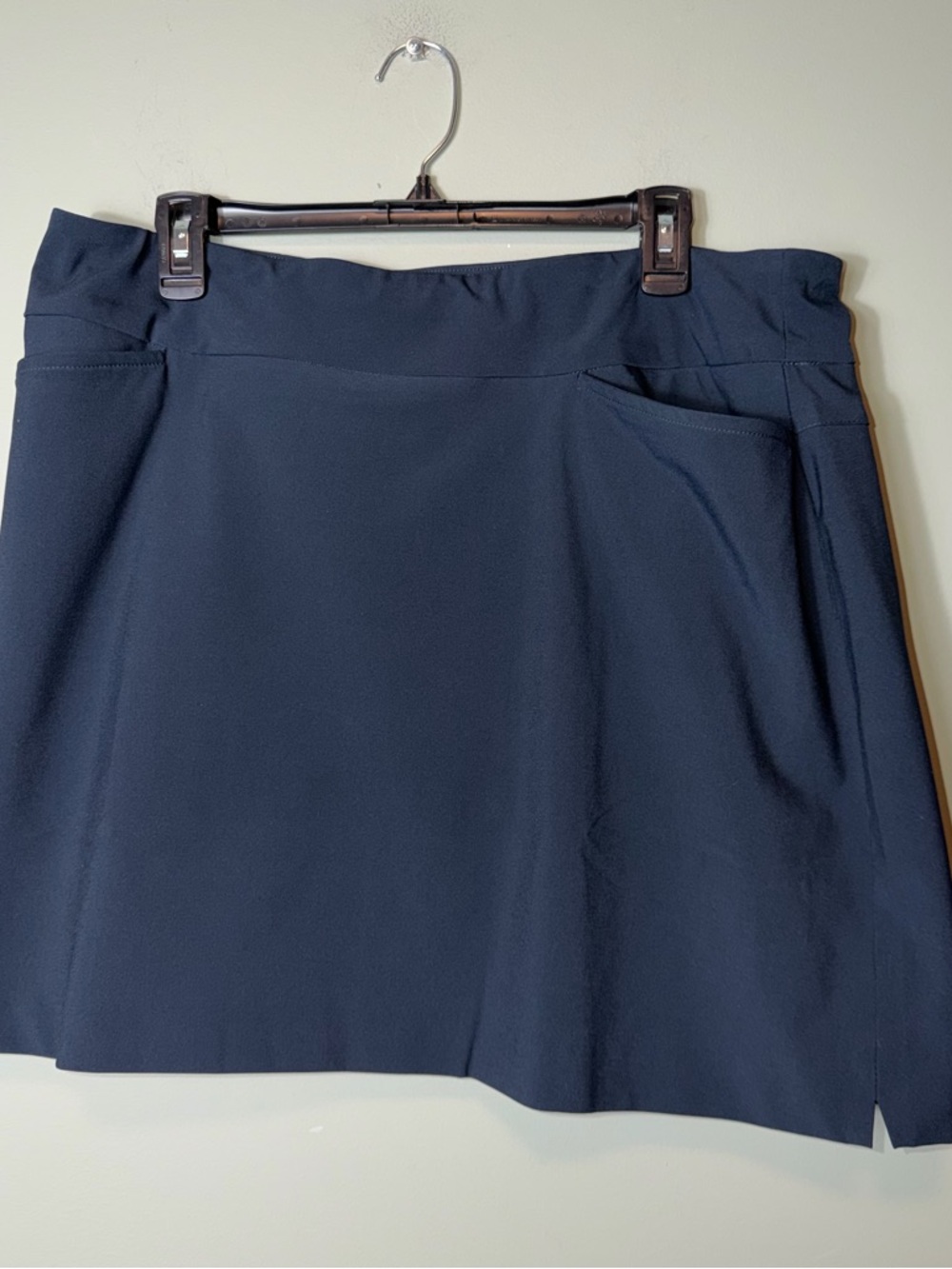 TAIL Women’s Classic Navy Golf Skirt Shorts Under‎ Skirt Size 16